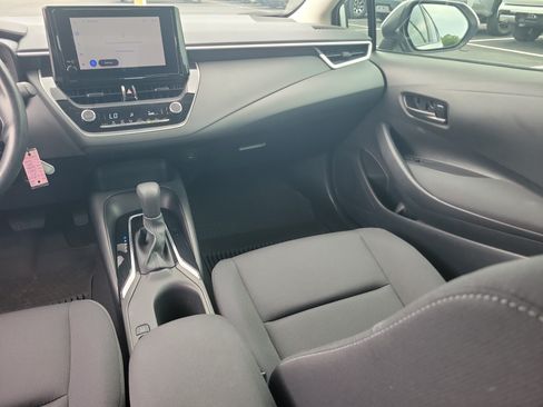 Certified 2025 Toyota Corolla LE FWD image 18