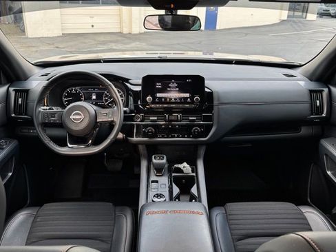 Used 2024 Nissan Pathfinder Rock Creek image 21