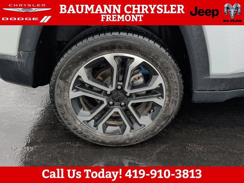 Used 2023 Jeep Compass Limited AWD/4WD image 14