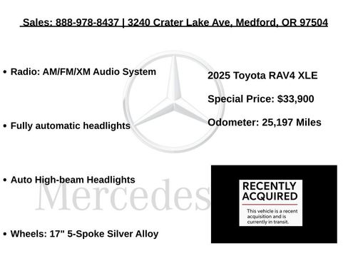 Used 2025 Toyota RAV4 XLE image 2