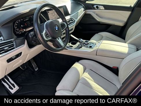 Used 2021 BMW X7 M50i AWD/4WD image 2