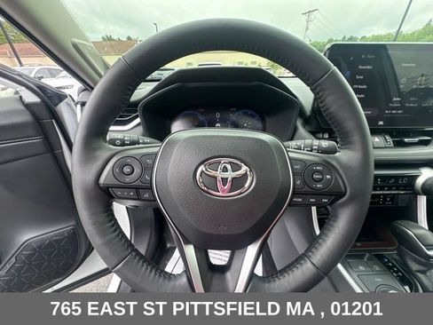Used 2025 Toyota RAV4 Limited w/ Advanced Technology Package AWD/4WD image 21