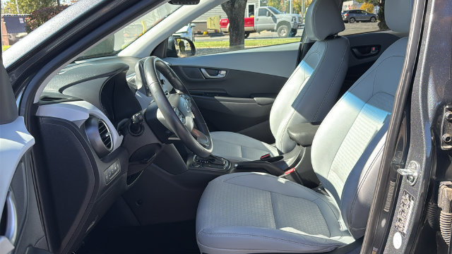 Used 2021 Hyundai Kona Ultimate w/ Cargo Package AWD/4WD image 10