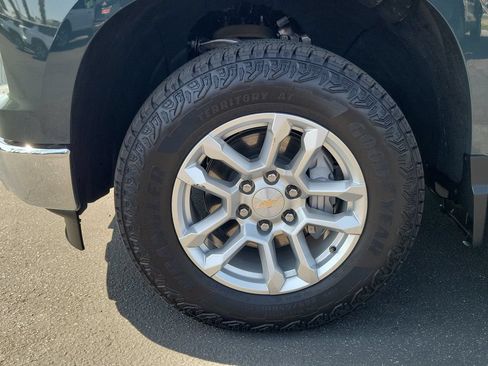 Used 2026 Chevrolet Silverado 1500 LT AWD/4WD image 30