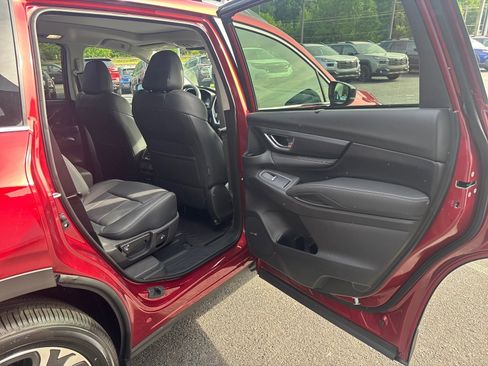 New 2026 Subaru Ascent Limited AWD/4WD image 38