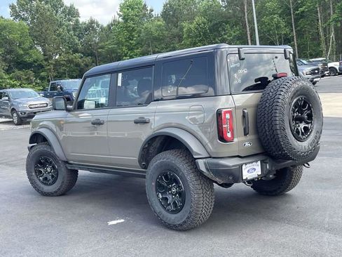 New 2026 Ford Bronco Badlands AWD/4WD image 3