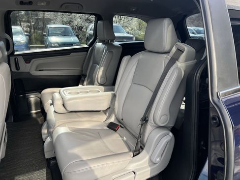 Used 2023 Honda Odyssey EX-L image 32