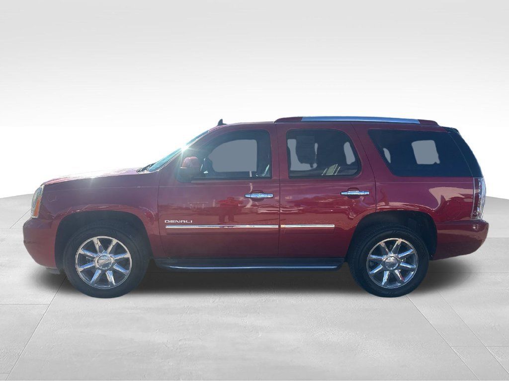 Used 2013 GMC Yukon Denali AWD/4WD image 2