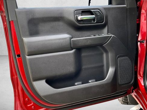 Used 2020 Chevrolet Silverado 1500 Custom w/ Custom Value Package image 17