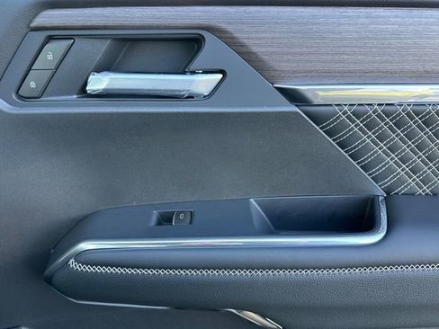 New 2026 GMC Acadia Denali w/ Super Cruise Package image 21