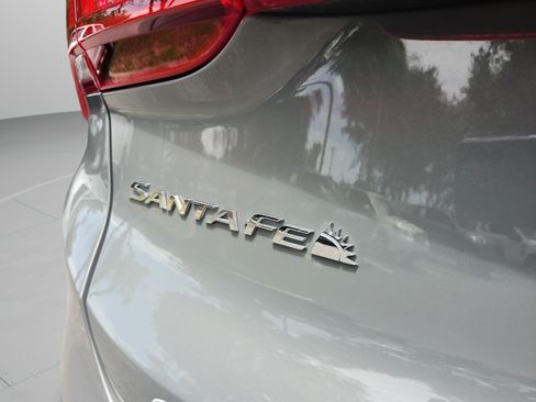 Used 2021 Hyundai Santa Fe SEL w/ Convenience Package FWD image 30