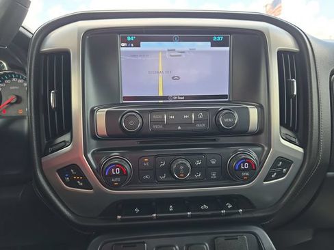 Used 2017 GMC Sierra 1500 SLT w/ SLT Premium Package AWD/4WD image 22