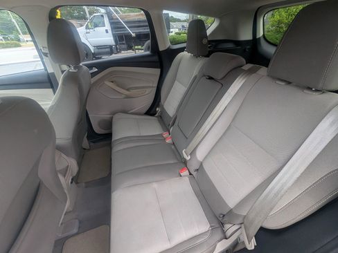 Used 2016 Ford Escape SE FWD image 14