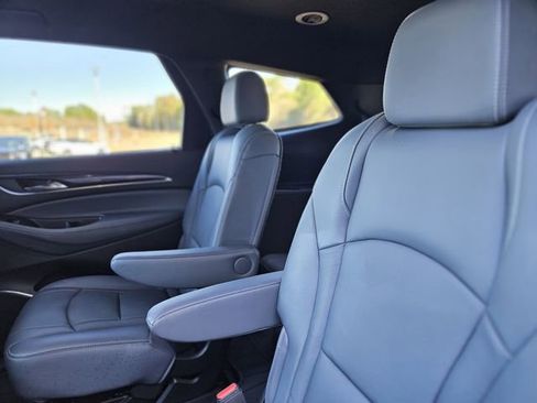 Used 2023 Buick Enclave Essence w/ Sport Touring Edition image 27