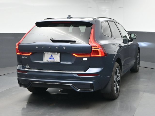 Used 2024 Volvo XC60 T8 Plus w/ Protection Package Premier AWD/4WD image 8