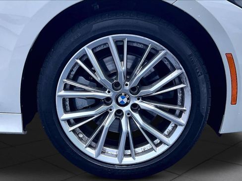 Used 2023 BMW 330i Sedan RWD image 10