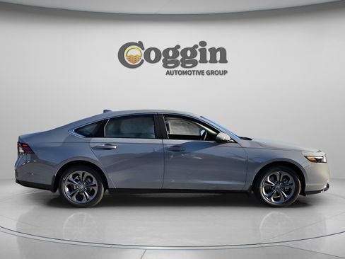 New 2025 Honda Accord EX-L image 6