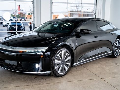 Used 2023 Lucid Air Pure image 11