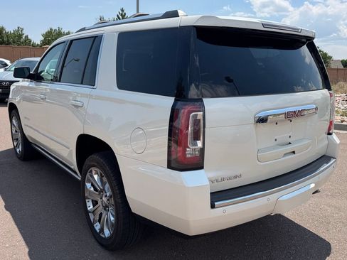 Used 2015 GMC Yukon Denali w/ Premium Package AWD/4WD image 4