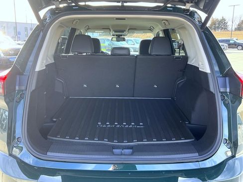 New 2026 Nissan Rogue SV w/ Rock Creek Premium Package AWD/4WD image 9