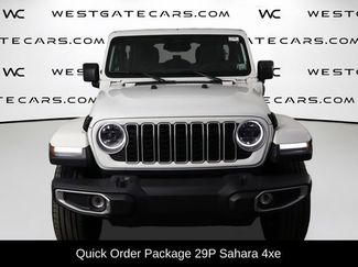 Used 2025 Jeep Wrangler Unlimited Sahara AWD/4WD video 2