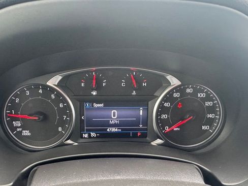 Used 2023 GMC Terrain SLE w/ Driver Convenience Package image 19