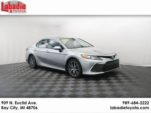 Certified 2023 Toyota Camry XLE w/ Cold Weather Package FWD image 1