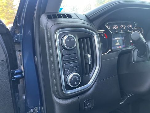 Used 2022 GMC Sierra 2500 SLE w/ Snow Plow Prep/Camper Package image 19