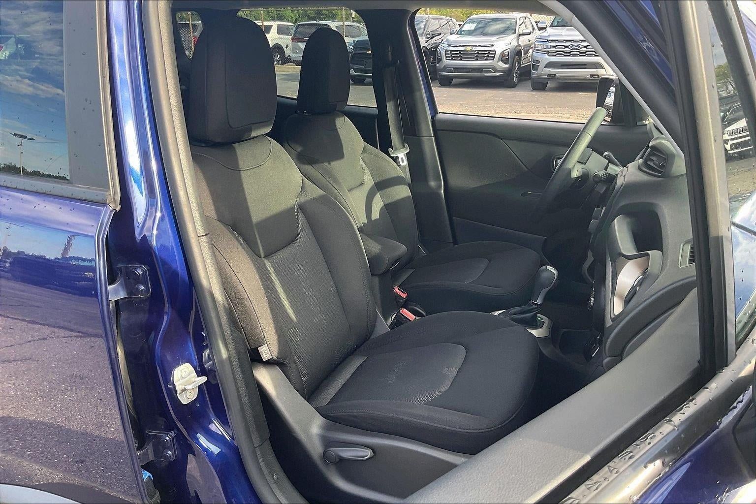 Used 2017 Jeep Renegade Sport w/ Power & Air Group AWD/4WD image 7