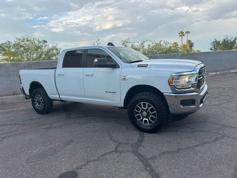 Used 2021 RAM 2500 Big Horn AWD/4WD image 2