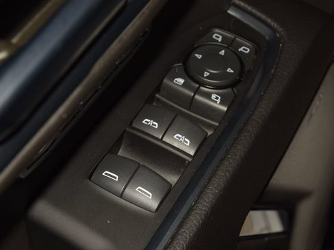 Used 2024 GMC Sierra 1500 Denali AWD/4WD image 47
