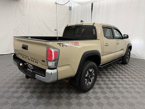 Used 2020 Toyota Tacoma TRD Off-Road AWD/4WD image 5
