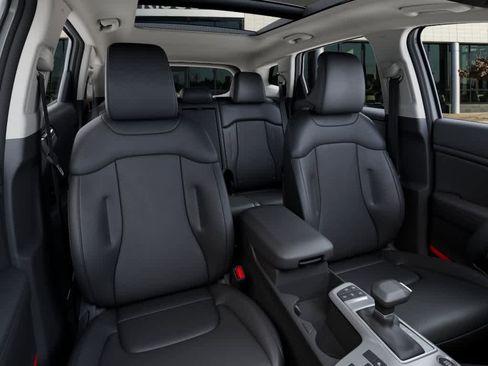 New 2026 Kia Sportage EX image 15