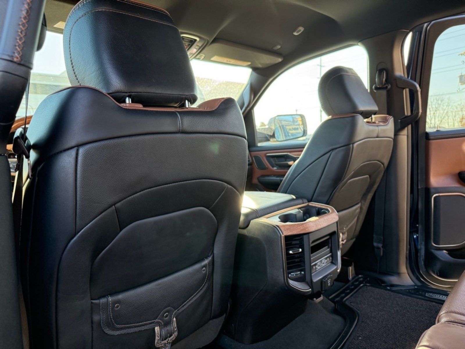 Used 2022 RAM 1500 Limited AWD/4WD image 25