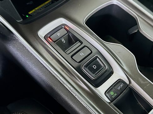 Used 2021 Honda Accord Sport image 24