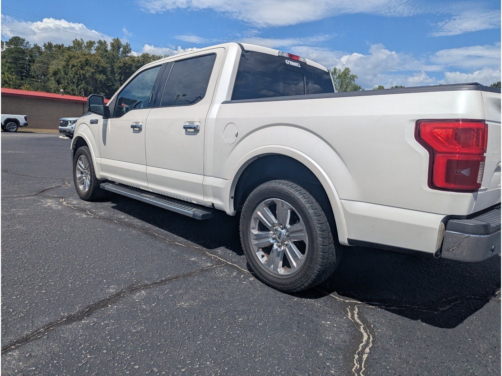 Used 2018 Ford F150 Lariat RWD image 4