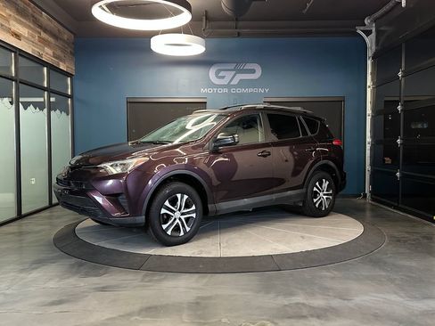 Used 2017 Toyota RAV4 LE w/ All Weather Liner Package AWD/4WD image 7
