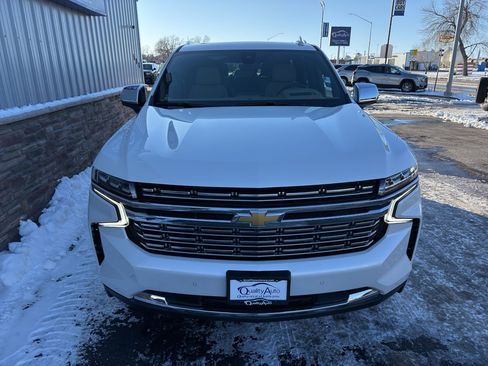 Used 2021 Chevrolet Tahoe Premier w/ Premium Package image 3