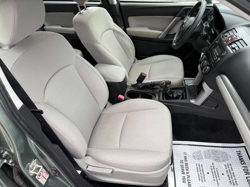 Used 2014 Subaru Forester 2.5i image 12