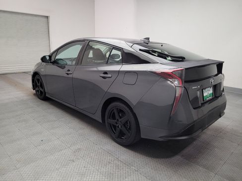 Used 2016 Toyota Prius Two FWD image 5