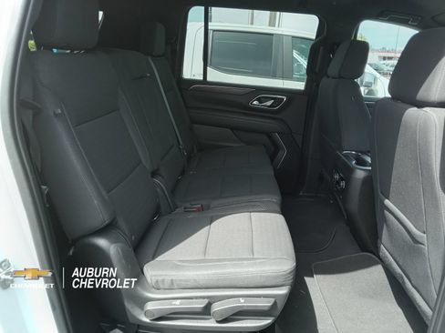 Certified 2022 Chevrolet Suburban LS AWD/4WD image 19
