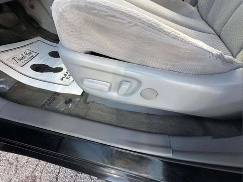 Used 2014 Toyota Sienna LE image 13