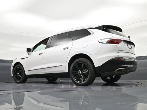 Used 2024 Buick Enclave Essence w/ Sport Touring Edition FWD image 32