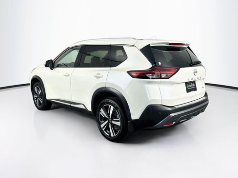 Used 2023 Nissan Rogue SL w/ SL Premium Package FWD image 5