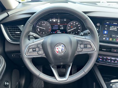 Certified 2023 Buick Envision Avenir image 19