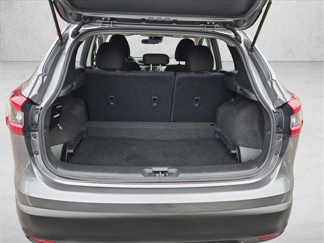 Used 2021 Nissan Rogue Sport S FWD image 6