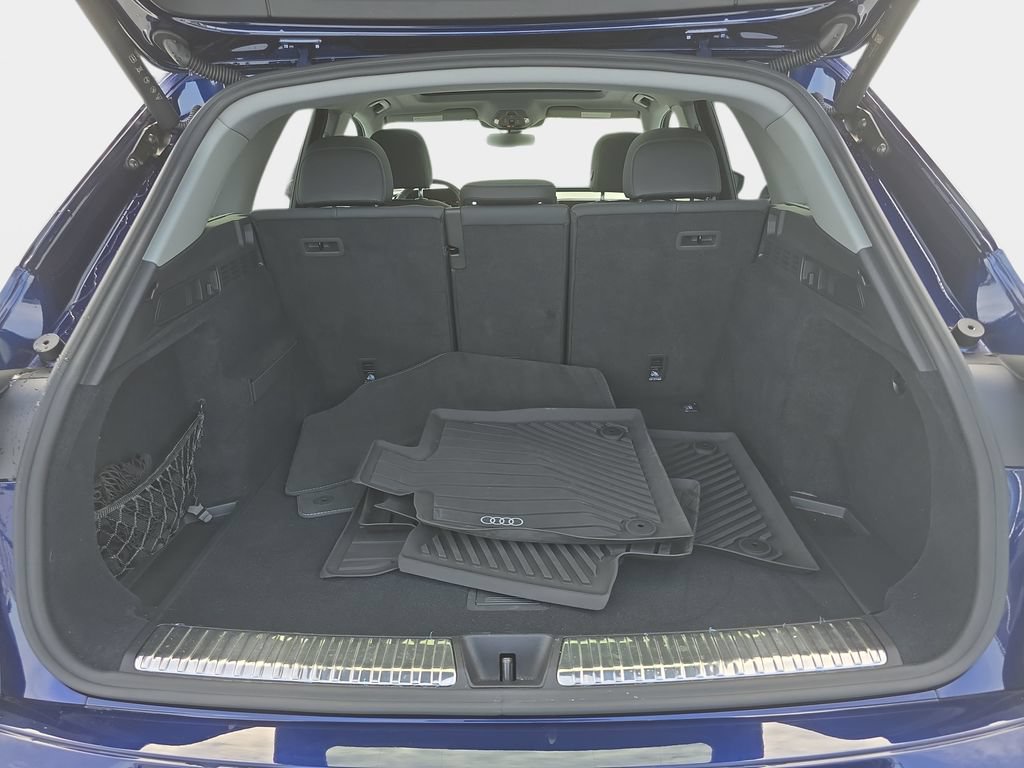 Certified 2025 Audi Q5 Premium w/ Premium Plus AWD/4WD image 11