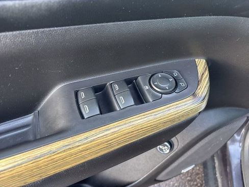 Used 2018 GMC Acadia Denali image 14