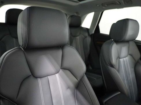 Used 2023 Audi Q5 2.0T Premium Plus w/ Premium Plus Package image 21