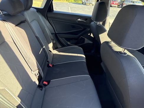 Used 2025 Volkswagen Jetta Sport image 29